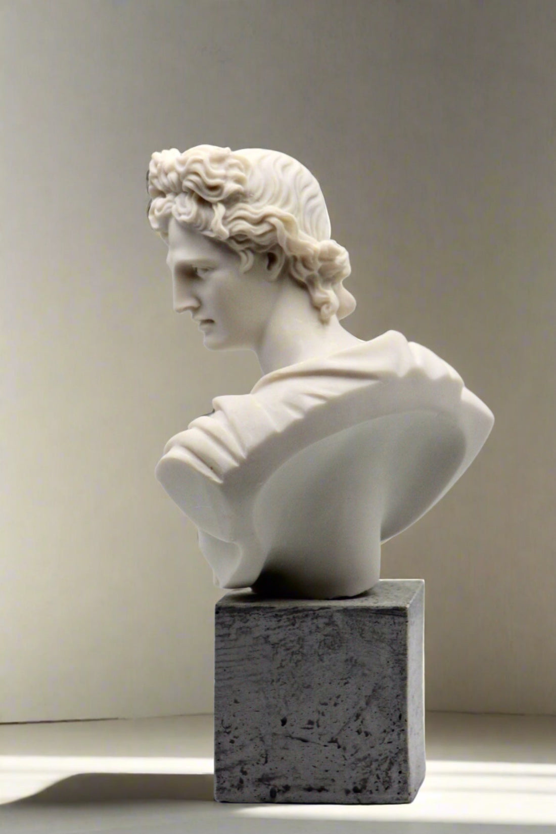 Apollo Bust – hellofrom__.